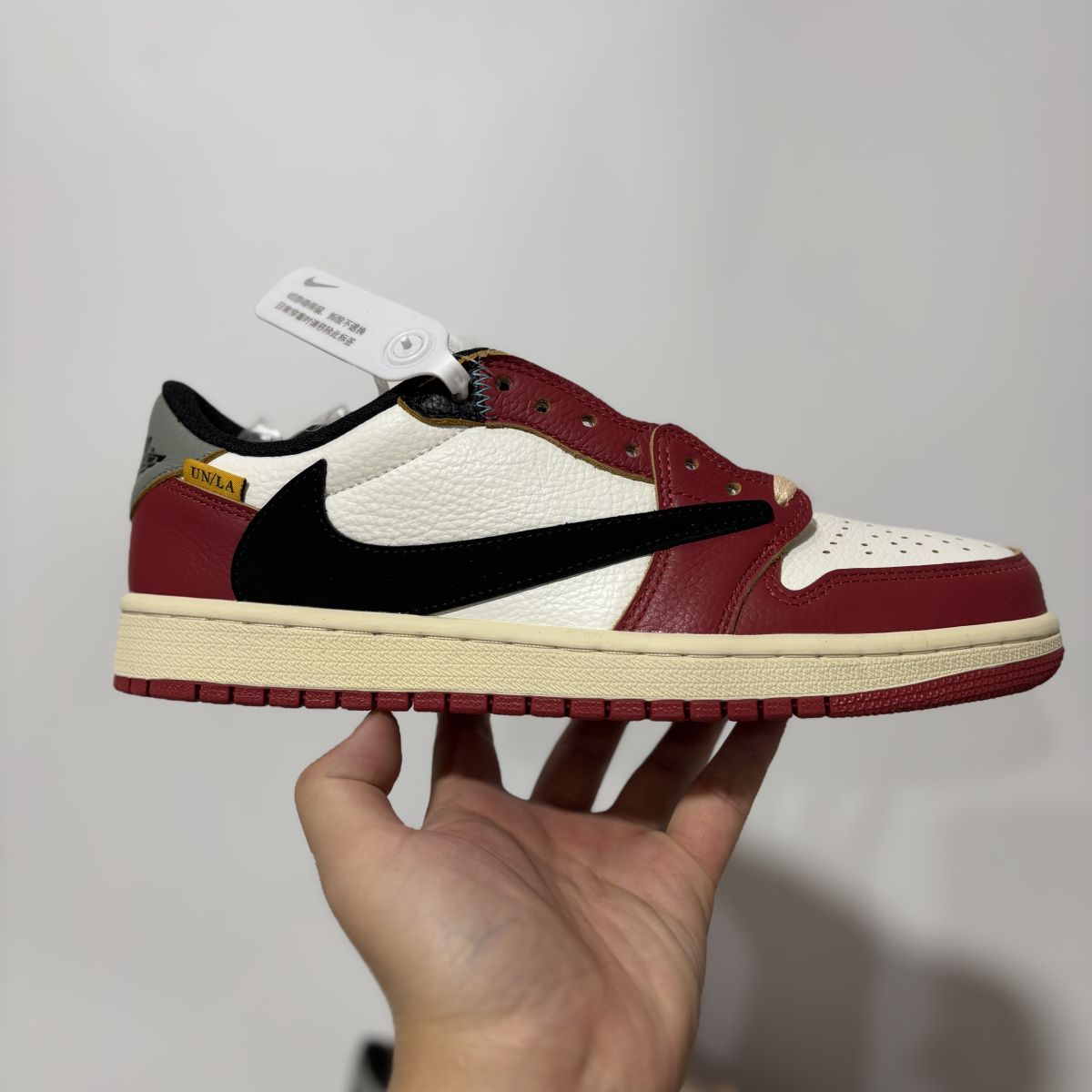 AJ1 UN倒钩 Air Jordan 1 乔1 TS经典舒适 低帮 复古篮球鞋 DM7866-600