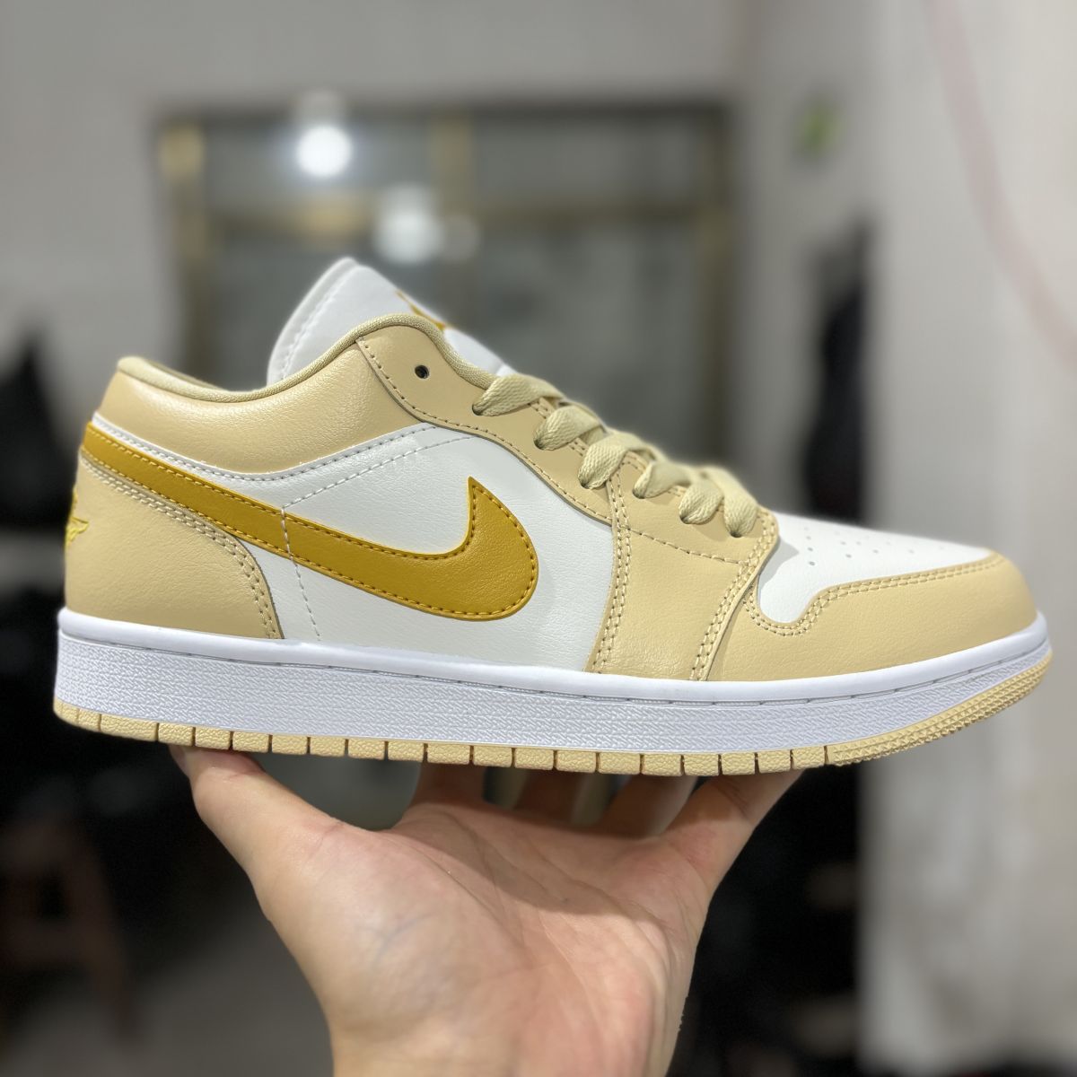 AJ1 low白黄 纯原版⚡️Air Jordan 1 Low乔1 低帮复古运动休闲鞋男女同款 DC0774-170