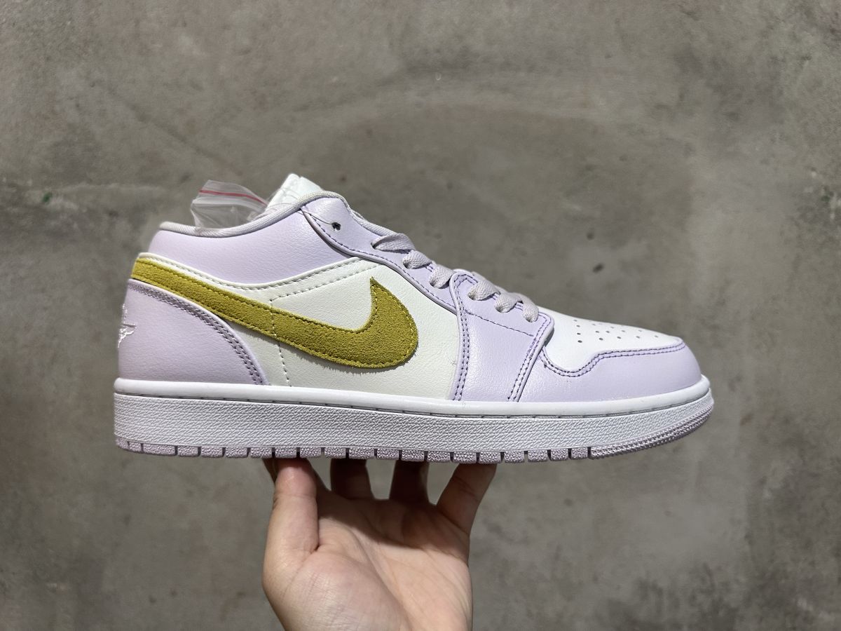 AJ1 Low白紫 Air Jordan 1 Low 乔1白淡紫低帮板鞋 DC0774-501 情侣  尺码：36-46