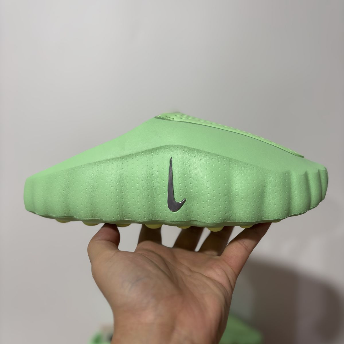 耐克按摩拖鞋黄瓜绿 Nike Mind 001 舒适贴合 无特殊功能包头拖鞋 男女同款 HQ4307-30213