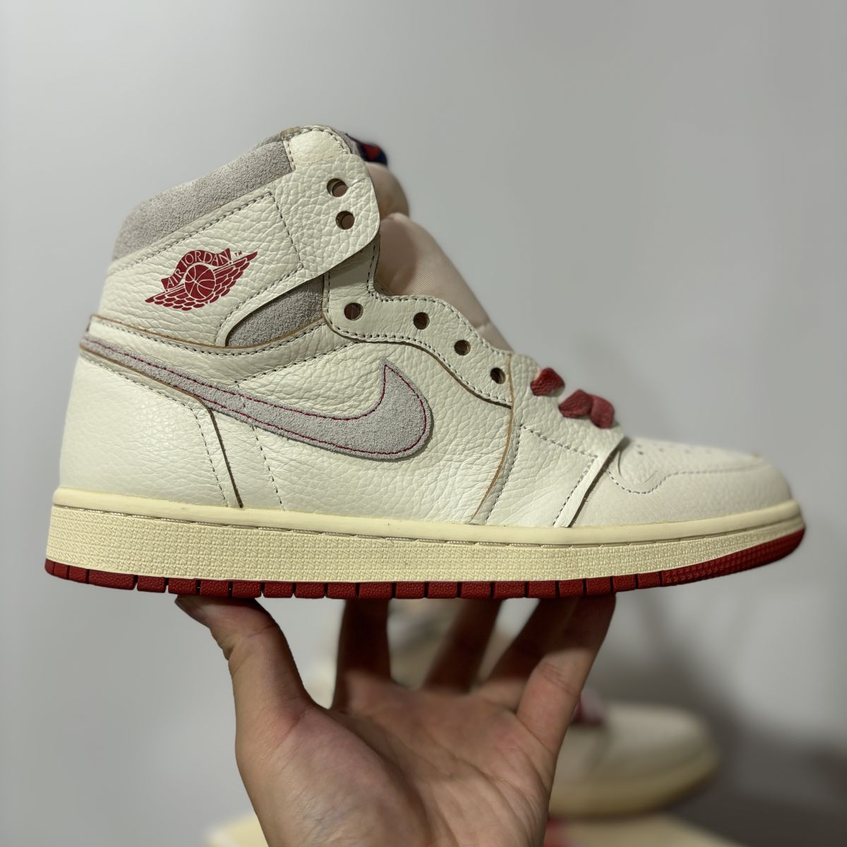 AJ1米白橙 头层皮⚡️Air Jordan 1 High OG WMNS “Sail/Cinnabar” 乔1高帮耐磨透气复古篮球鞋 DB4612-100