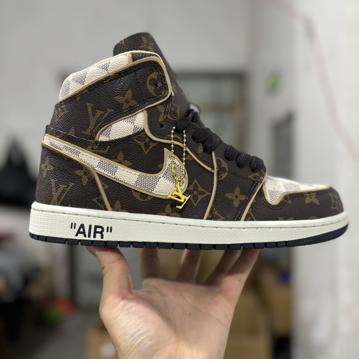 AJ1 OW联名LV高帮板鞋 市面顶配⚡️Off-White X LV X Air Jordan 1三方联名款高帮板鞋