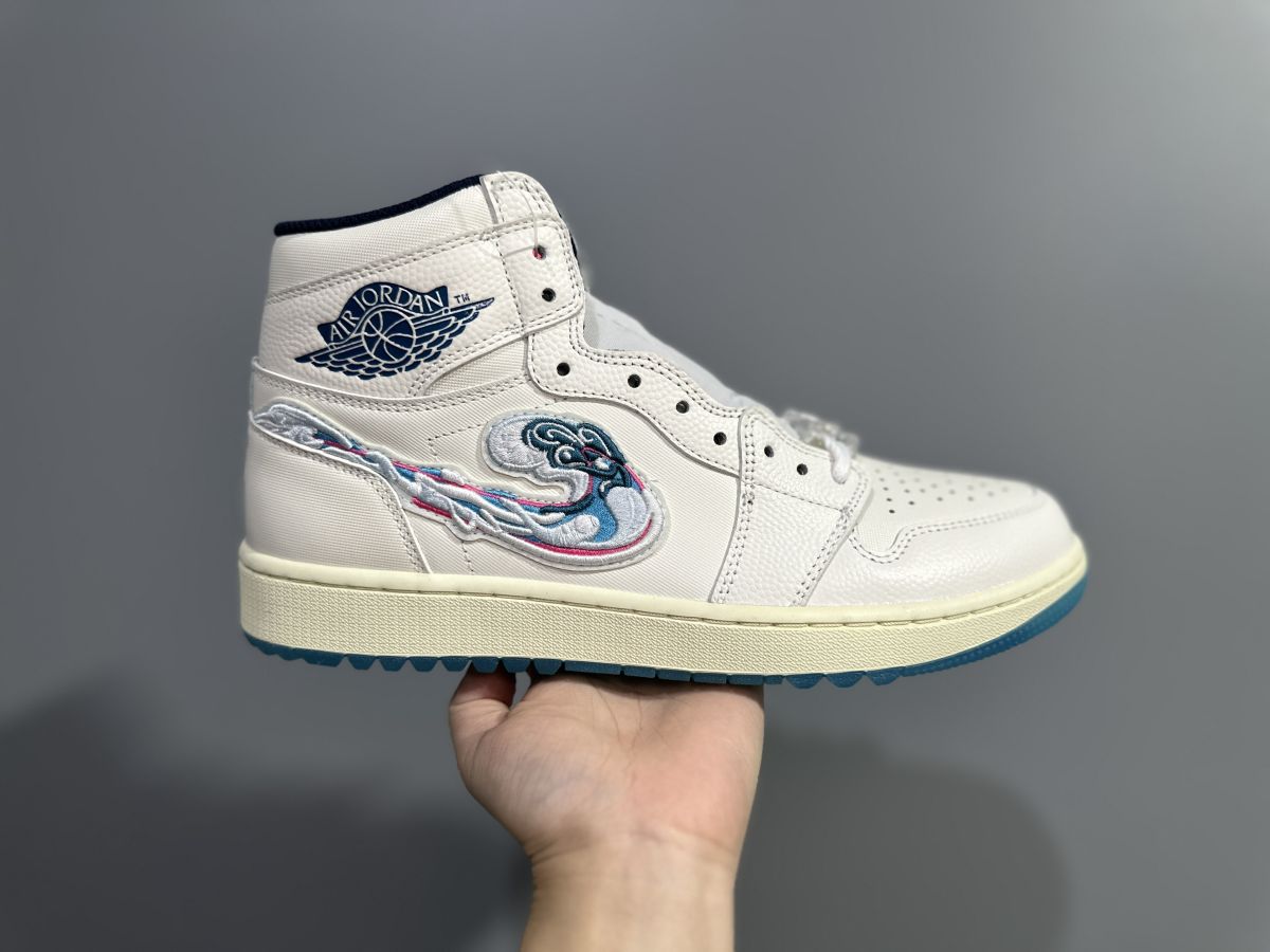 AJ1白粉高帮 Michelle Wie West x Jordan Air Jordan 1 High Golf "Pebble Beach" 乔1高帮刺绣篮球鞋FV3565-100