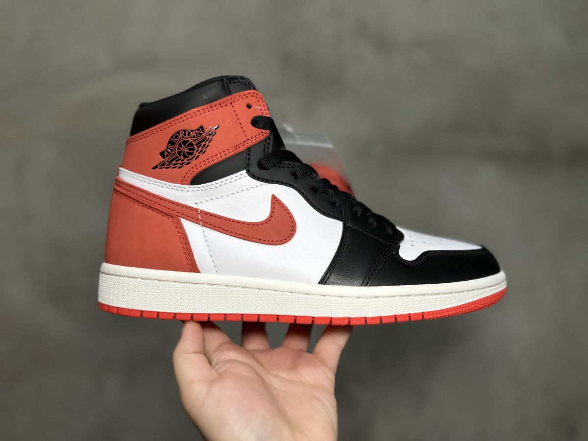 AJ1红冠王 Air Jordan 1 OG乔1六冠王高帮黑红脚趾 白红 篮球鞋 555088-112