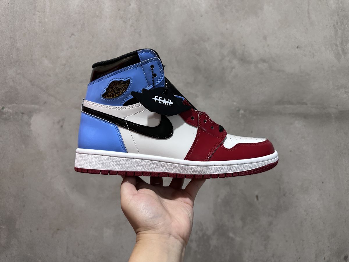 AJ1警灯漆皮 纯原版️air Jordan 1 乔1白蓝红漆皮高帮篮球鞋 CK5666-100