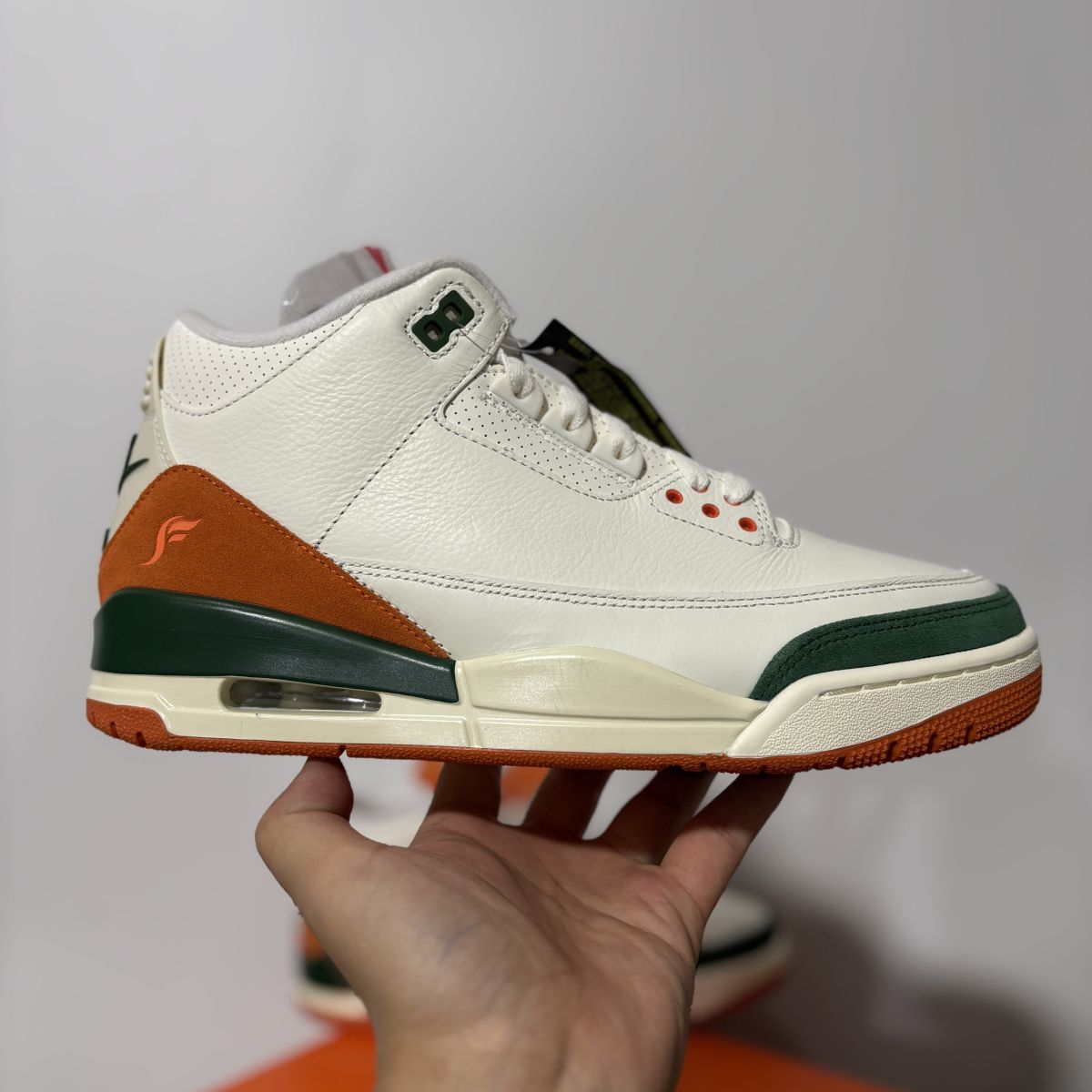 AJ3白橙迈阿密联名 GX纯原版⚡️Solefly x Jordan Air Jordan 3 舒适耐用 防滑耐磨篮球鞋 IF4491-100尺码：40-48.5