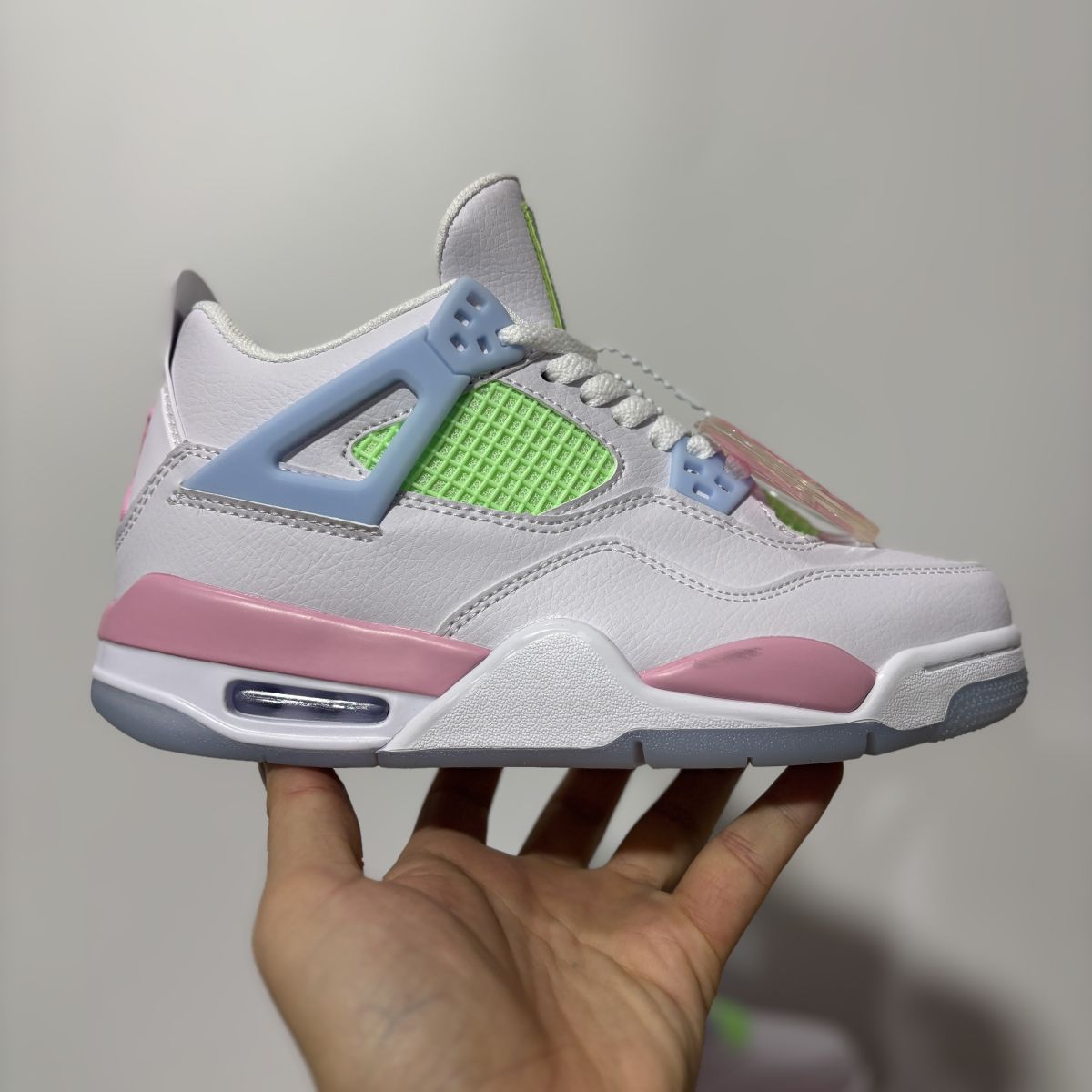 AJ4白蓝粉 Air Jordan 4 Retro 乔4少女粉篮球鞋 553560-113尺码：36-47.5