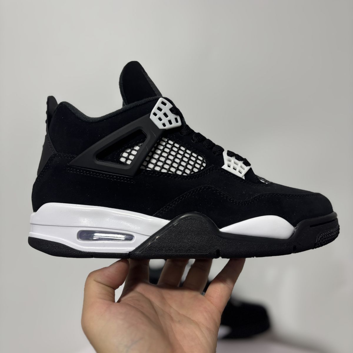 AJ4黑白熊猫 F纯原版⚡️Air Jordan 4 “White Thunder”乔4黑白雷神篮球鞋 FQ8138-001尺码：36-47.5