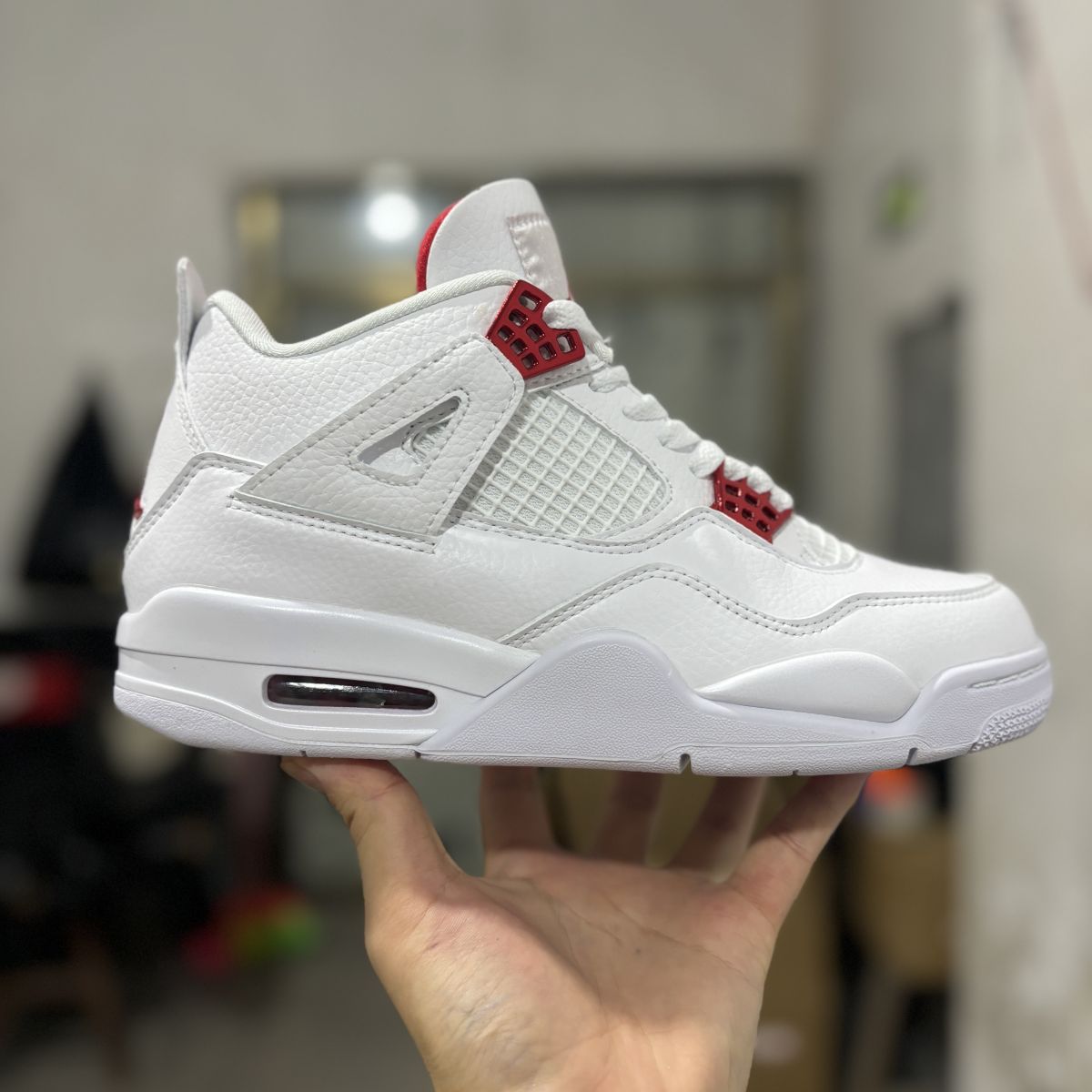 AJ4金属白红 性价比⚡️Air Jordan 4 Red Metallic 乔4白红金属篮球鞋 CT8527-112尺码：36-48.5
