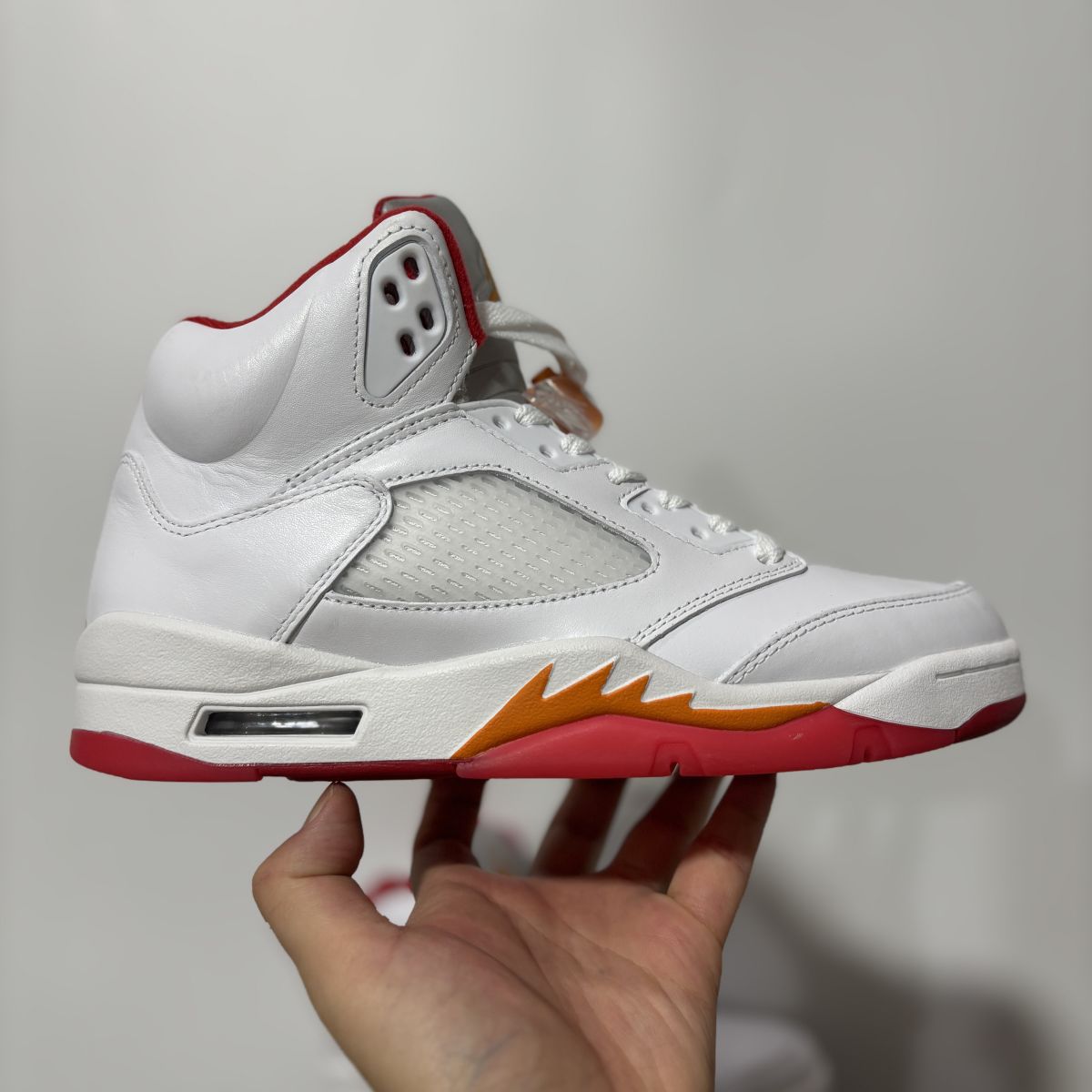 AJ5日落白橙 OG版⚡️Air Jordan 5 “Sunset” 乔5经典舒适 复古篮球鞋 IV5678-102尺码：36-45情侣