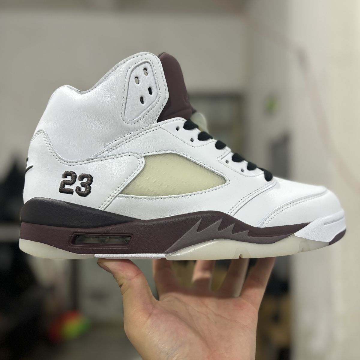 AJ5 AMM白棕 纯原版⚡️A Ma Maniére x Jordan Air Jordan 5 “Burgundy Crush”乔5休闲舒适 防滑耐磨 高帮 复古篮球鞋 IB1528-100 尺码：40-48.5有45.5  男