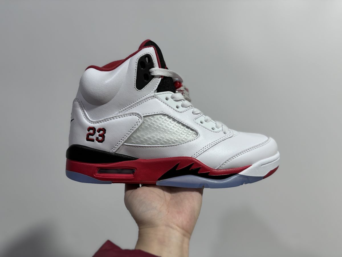 AJ5火焰红 Air Jordan 5 "Fire Red” 乔5白红高帮篮球鞋 FZ5758-003 尺码：40-48.5 有45.5 男