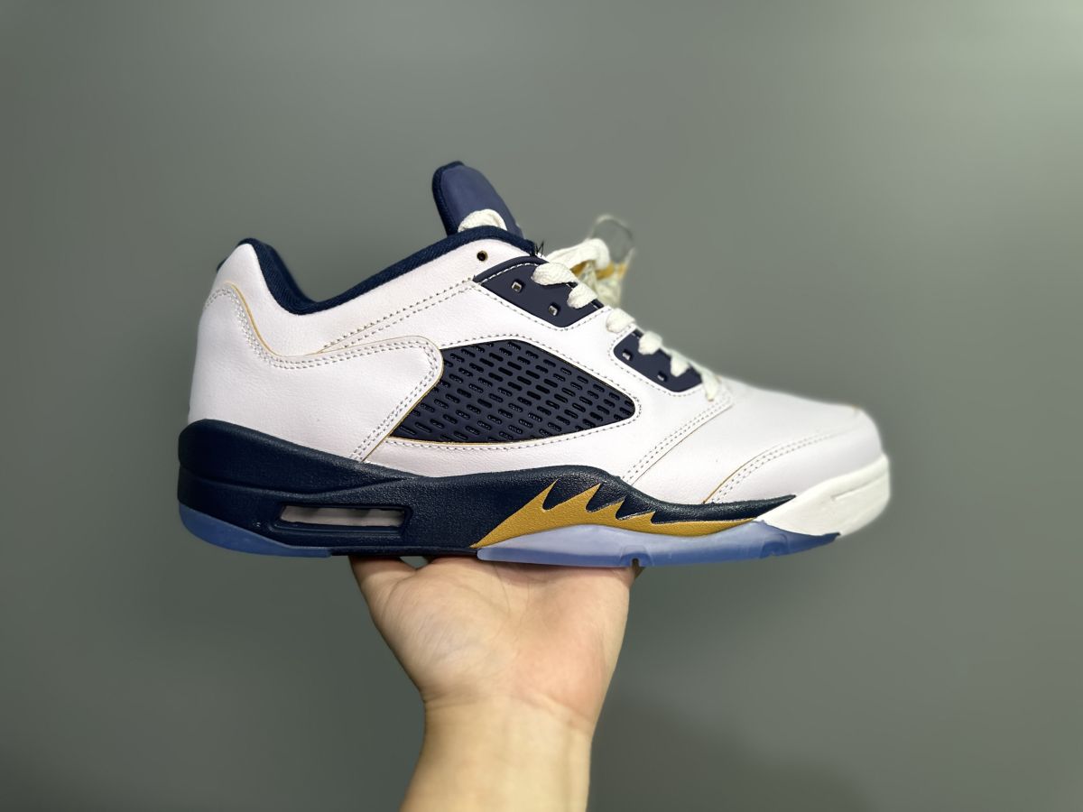 AJ5 low白蓝 Air Jordan 5 Low 乔5白蓝金低帮篮球鞋819171-135 尺码：36-47.5 情侣