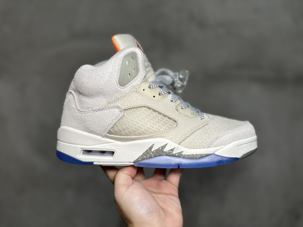 AJ5米白布面 Air Jordan 5 Retro 乔5米灰色 复古篮球鞋 FD9222-180 尺码：36-47.5 情侣
