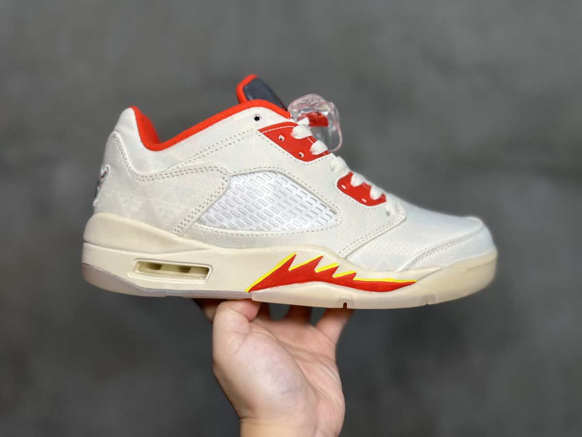 aj5撕撕乐 Air Jordan 5 乔5米白红篮球鞋 可撕版本 撕开不退换 DD2240-100  尺码：36-47.5 情侣